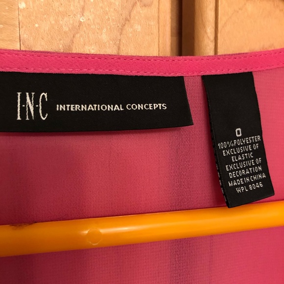 Ladies Blouse - Picture 4 of 5